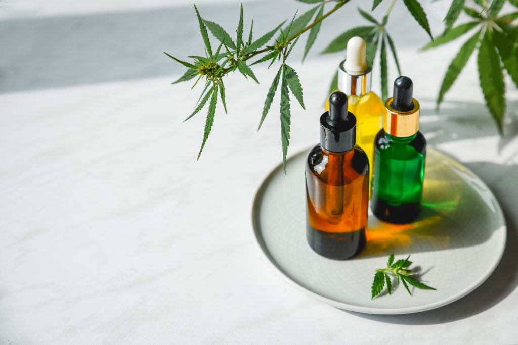 Glass Bottles With Cbd Oil